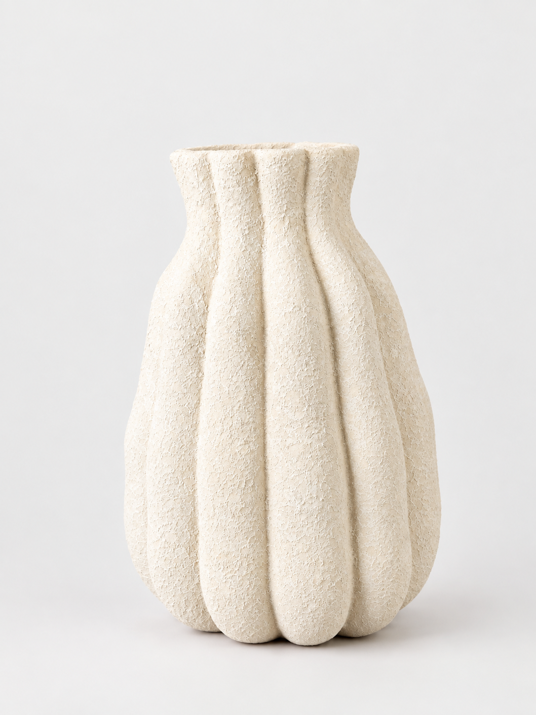 Jarrón cerámica relieve alargado